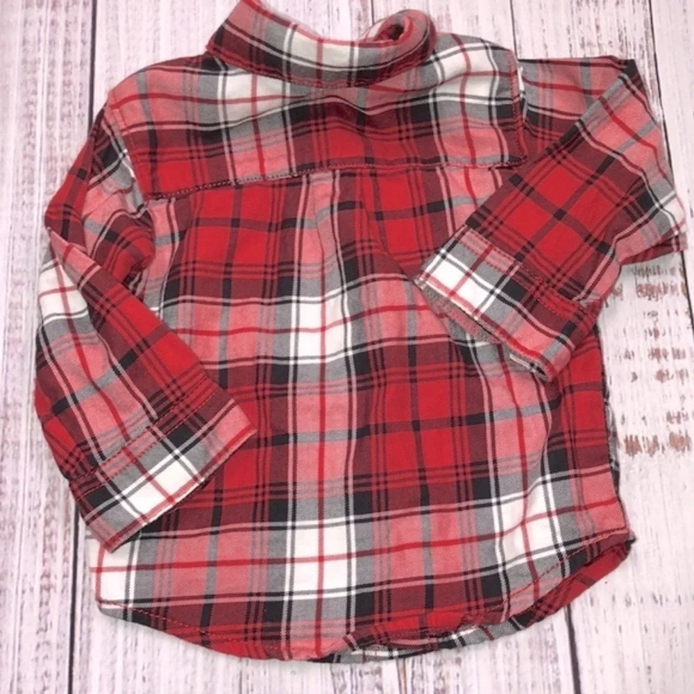 Carter’s red plaid flannel button down shirt size 3 months